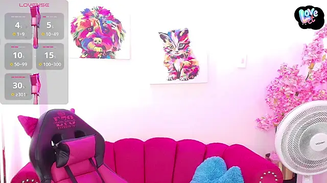 Snapshot of Miss_dolly_ chatting on November 6, 2025, 12:31 pm Miss dolly online show from November 6, 2025, 12:31 pm