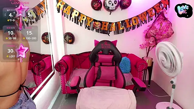 Snapshot of Miss_dolly_ chatting on November 3, 2025, 12:31 pm Miss dolly online show from November 3, 2025, 12:31 pm