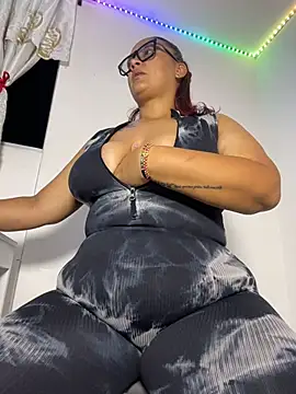 keirabbw online show from April 19, 2026, 1:39 am