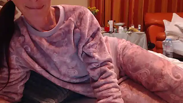 Snapshot of LovelyAndraGirl chatting on September 27, 2025, 12:28 am LovelyAndraGirl online show from September 27, 2025, 12:28 am