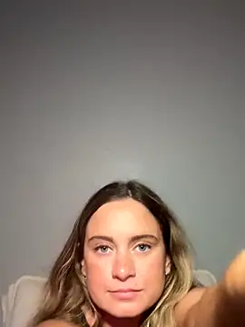 Sophie Raegan online show from September 29, 2025, 9:31 pm