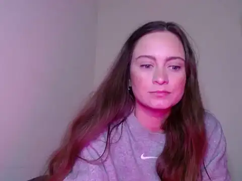 Sophie Raegan online show from December 27, 2024, 10:45 am