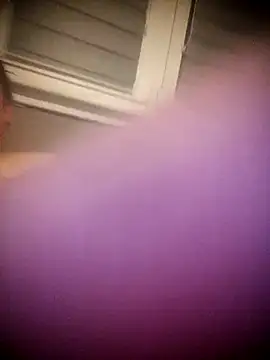 Snapshot of Dzordzo33 chatting on October 21, 2025, 4:34 am Dzordzo33 online show from October 21, 2025, 4:34 am