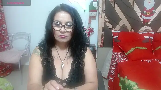 lindaesmeralda online show from December 22, 2025, 11:32 am