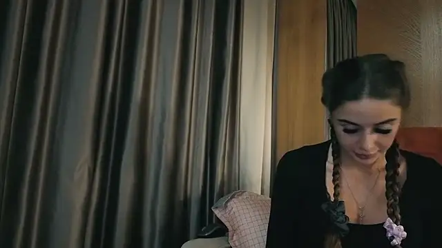 your bunnygirl online show from October 17, 2025, 7:15 pm