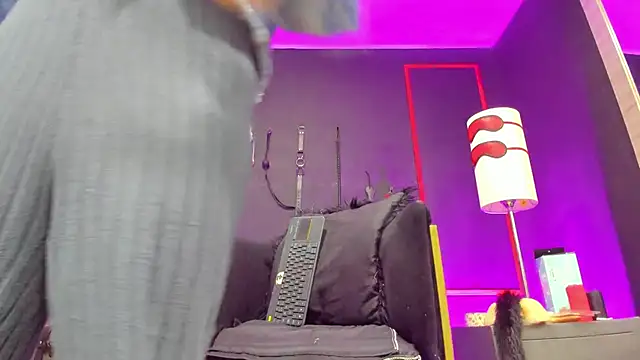 CharlotteScotte online show from September 12, 2025, 11:54 am