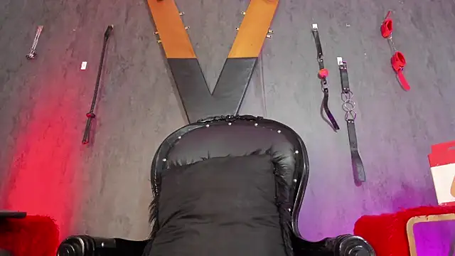 CharlotteScotte online show from March 13, 2025, 11:30 am