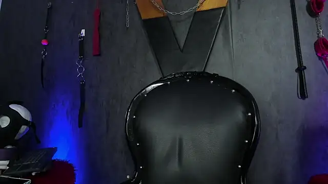 CharlotteScotte online show from March 7, 2025, 5:06 pm