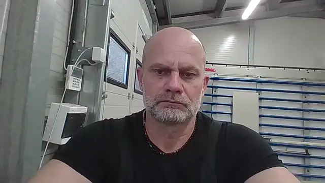 Snapshot of Boomerhun chatting on November 14, 2025, 12:42 pm Boomerhun online show from November 14, 2025, 12:42 pm