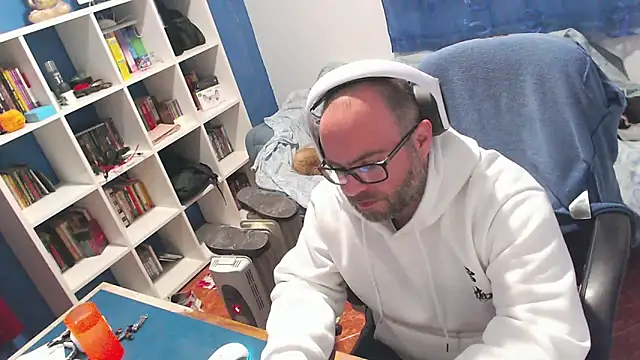 Snapshot of ravingr4d4 chatting on January 5, 2026, 9:51 pm ravingr4d4 online show from January 5, 2026, 9:51 pm