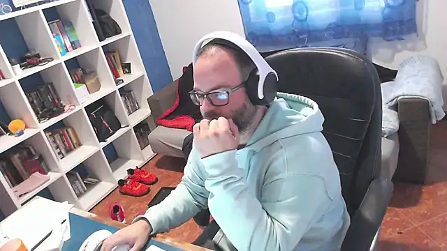 Snapshot of ravingr4d4 chatting on December 3, 2025, 12:37 pm ravingr4d4 online show from December 3, 2025, 12:37 pm