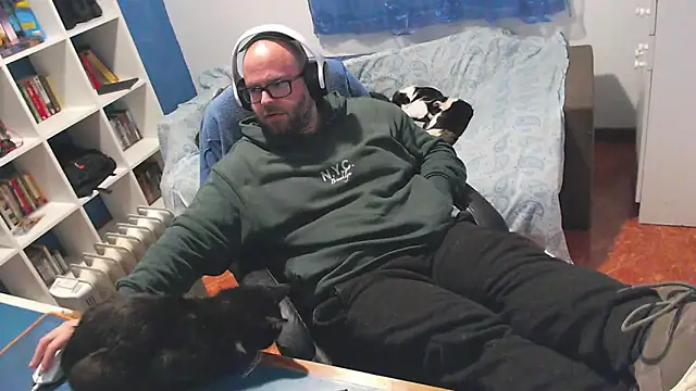 Snapshot of ravingr4d4 chatting on February 12, 2026, 11:15 pm ravingr4d4 online show from February 12, 2026, 11:15 pm