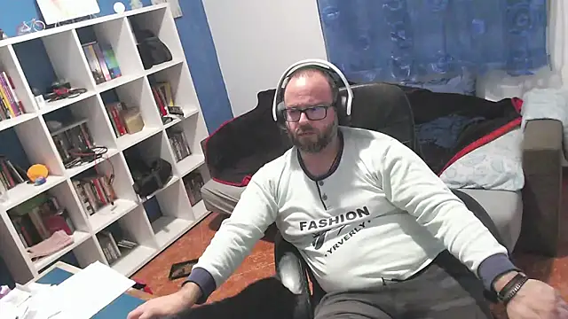 Snapshot of ravingr4d4 chatting on November 28, 2025, 11:16 pm ravingr4d4 online show from November 28, 2025, 11:16 pm