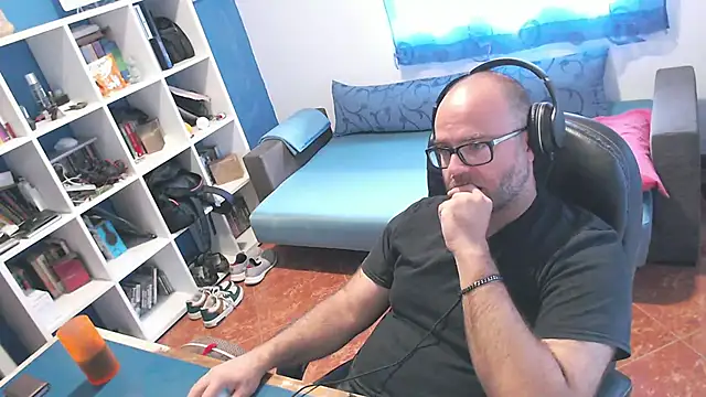 Snapshot of ravingr4d4 chatting on September 13, 2025, 1:33 pm ravingr4d4 online show from September 13, 2025, 1:33 pm