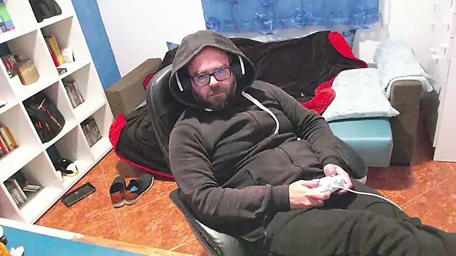 Snapshot of ravingr4d4 chatting on December 14, 2025, 10:37 pm ravingr4d4 online show from December 14, 2025, 10:37 pm