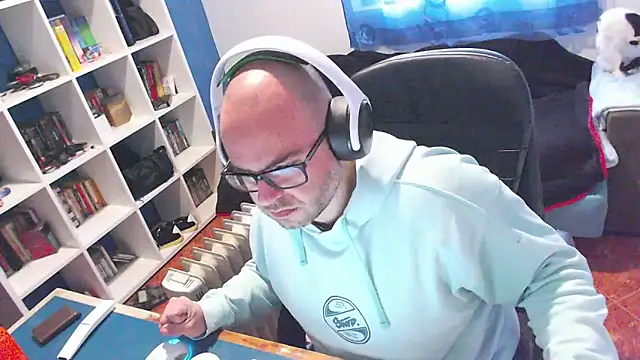 Snapshot of ravingr4d4 chatting on December 22, 2025, 10:59 am ravingr4d4 online show from December 22, 2025, 10:59 am