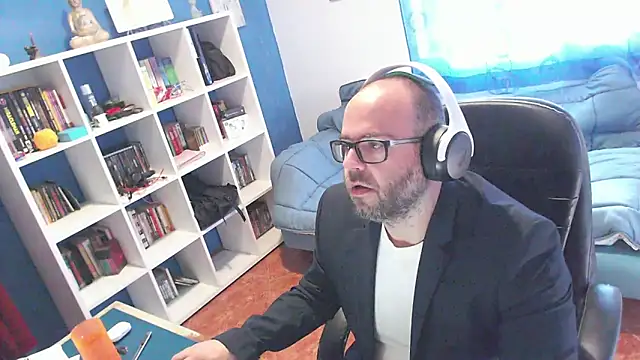 Snapshot of ravingr4d4 chatting on January 6, 2026, 9:57 am ravingr4d4 online show from January 6, 2026, 9:57 am