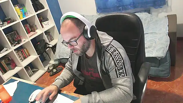 Snapshot of ravingr4d4 chatting on January 12, 2026, 9:16 am ravingr4d4 online show from January 12, 2026, 9:16 am