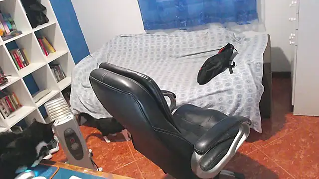 Snapshot of ravingr4d4 chatting on February 9, 2026, 2:15 pm ravingr4d4 online show from February 9, 2026, 2:15 pm