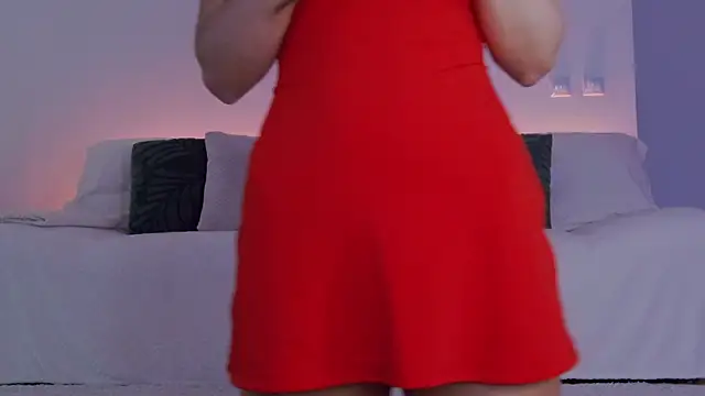 LilyRoselyn online show from March 29, 2026, 1:57 pm