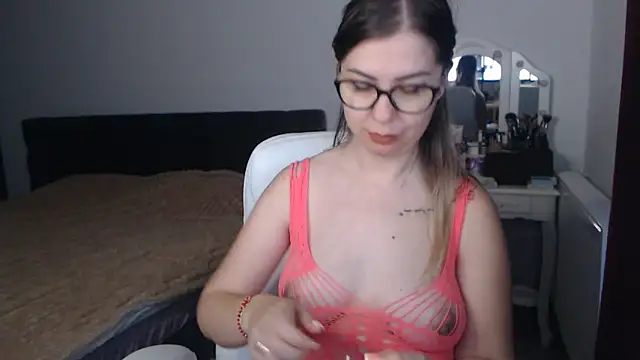 SugarErika online show from October 8, 2025, 8:05 am