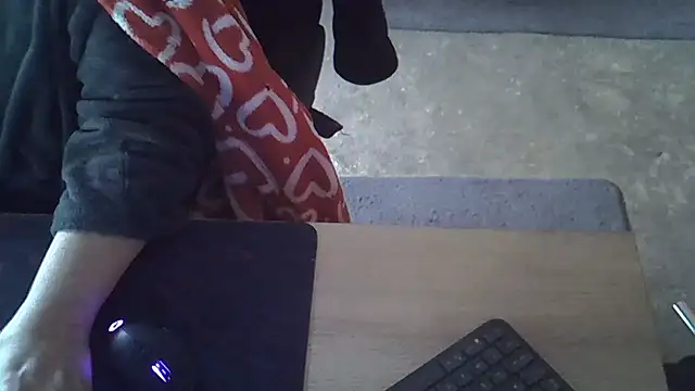 Snapshot of Silvia2277 chatting on January 13, 2026, 7:01 am Silvia2277 online show from January 13, 2026, 7:01 am