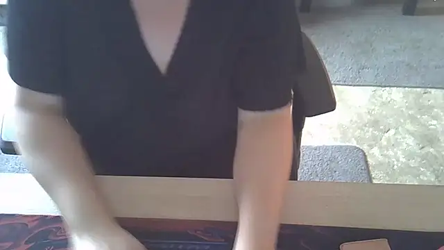 Silvia2277 online show from October 22, 2025, 8:25 am