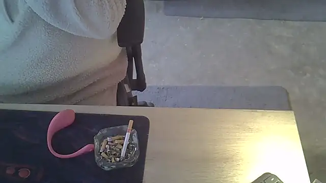 Snapshot of Silvia2277 chatting on January 19, 2026, 7:01 am Silvia2277 online show from January 19, 2026, 7:01 am