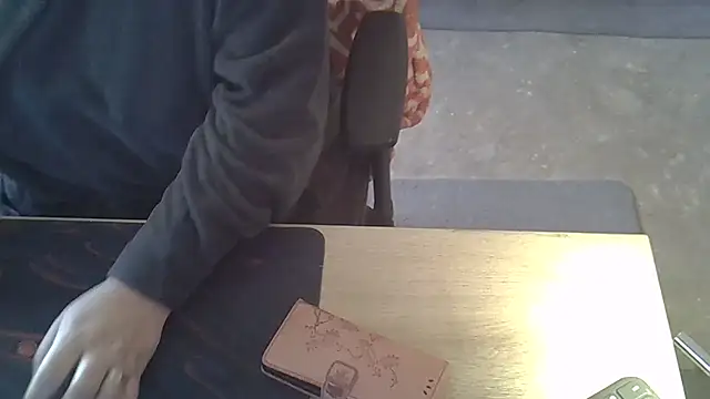 Snapshot of Silvia2277 chatting on January 15, 2026, 6:50 am Silvia2277 online show from January 15, 2026, 6:50 am