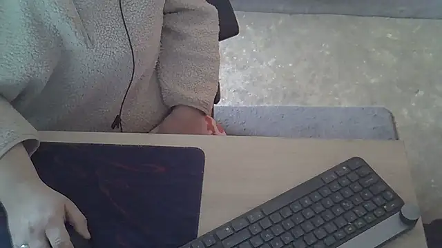 Snapshot of Silvia2277 chatting on February 3, 2026, 7:13 am Silvia2277 online show from February 3, 2026, 7:13 am