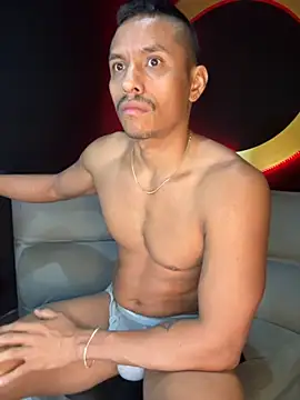 Abra ham13 online show from October 2, 2025, 10:18 am