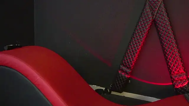 Snapshot of CelineConner chatting on February 25, 2026, 5:18 am CelineConner online show from February 25, 2026, 5:18 am