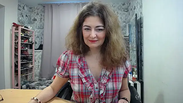 Helen1974 online show from April 7, 2026, 8:05 am