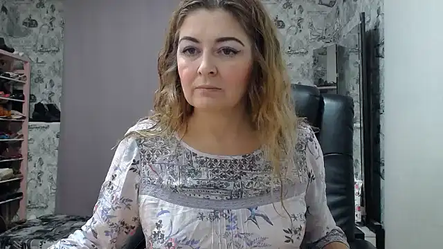 Snapshot of Helen1974 chatting on January 30, 2025, 5:17 pm Helen1974 online show from January 30, 2025, 5:17 pm