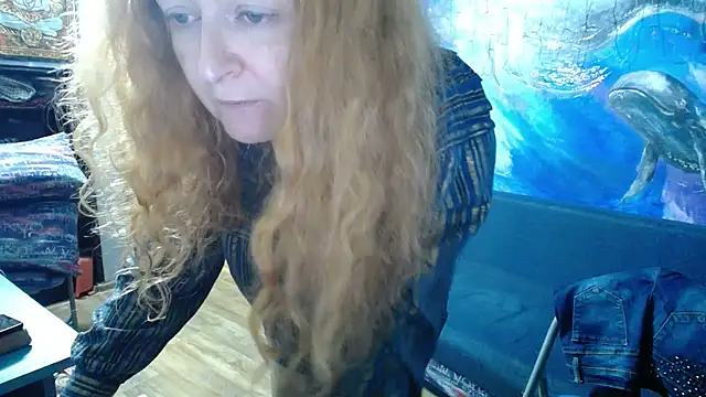 Snapshot of Helen1974 chatting on November 15, 2025, 11:31 pm Helen1974 online show from November 15, 2025, 11:31 pm