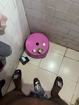 Snapshot of delhiboyz1 chatting on February 9, 2025, 11:04 am delhiboyz1 online show from February 9, 2025, 11:04 am