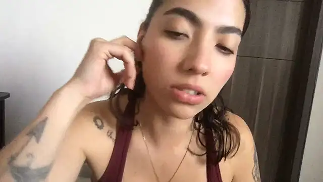 Snapshot of Sophi__a chatting on July 16, 2026, 10:07 pm Sophi a online show from July 16, 2026, 10:07 pm