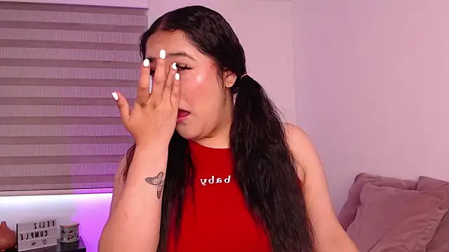 Megan FE online show from October 10, 2025, 1:56 pm