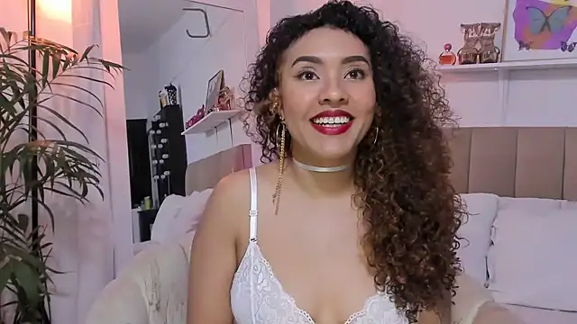 Zoe Gruber online show from November 22, 2025, 10:30 pm