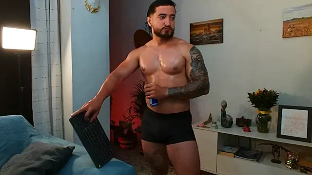 AndrewMartinez online show from October 4, 2025, 1:29 am