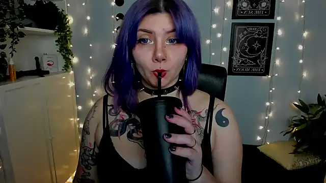 Snapshot of GabbiePerfect chatting on February 16, 2026, 9:45 pm GabbiePerfect online show from February 16, 2026, 9:45 pm