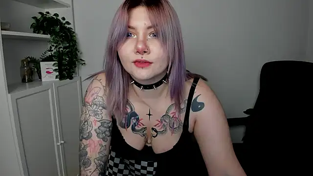 GabbiePerfect online show from April 11, 2026, 7:45 am