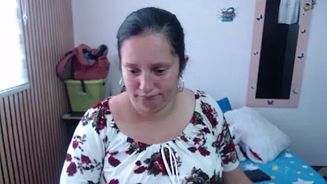 Snapshot of CristialJones_ chatting on September 22, 2025, 1:50 pm CristialJones online show from September 22, 2025, 1:50 pm