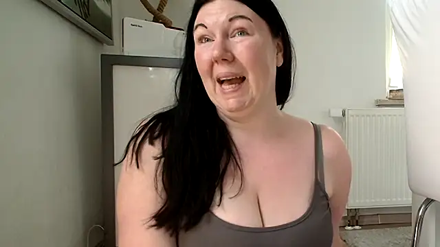 p6w official online show from April 14, 2026, 12:21 pm