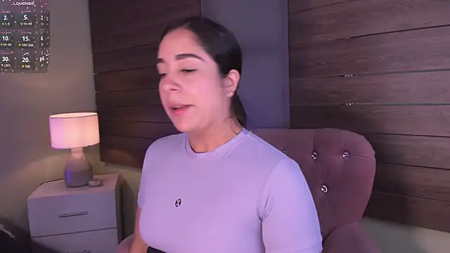 Sussy Bell01 online show from March 14, 2025, 9:00 pm