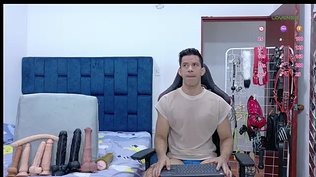 Snapshot of JoseRumbero26 chatting on February 20, 2026, 12:18 pm JoseRumbero26 online show from February 20, 2026, 12:18 pm