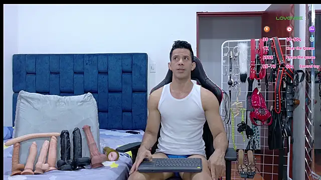 Snapshot of JoseRumbero26 chatting on February 23, 2026, 4:03 am JoseRumbero26 online show from February 23, 2026, 4:03 am