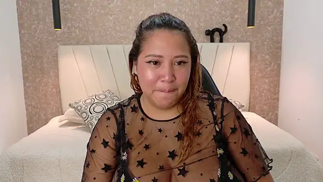 I am yours- online show from September 19, 2025, 11:36 am