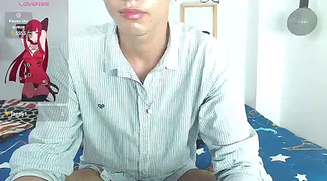Snapshot of juan_stiven chatting on December 28, 2024, 11:05 pm juan stiven online show from December 28, 2024, 11:05 pm