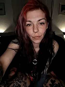 Snapshot of SophiaBlackfoxx chatting on April 18, 2026, 8:09 pm SophiaBlackfoxx online show from April 18, 2026, 8:09 pm
